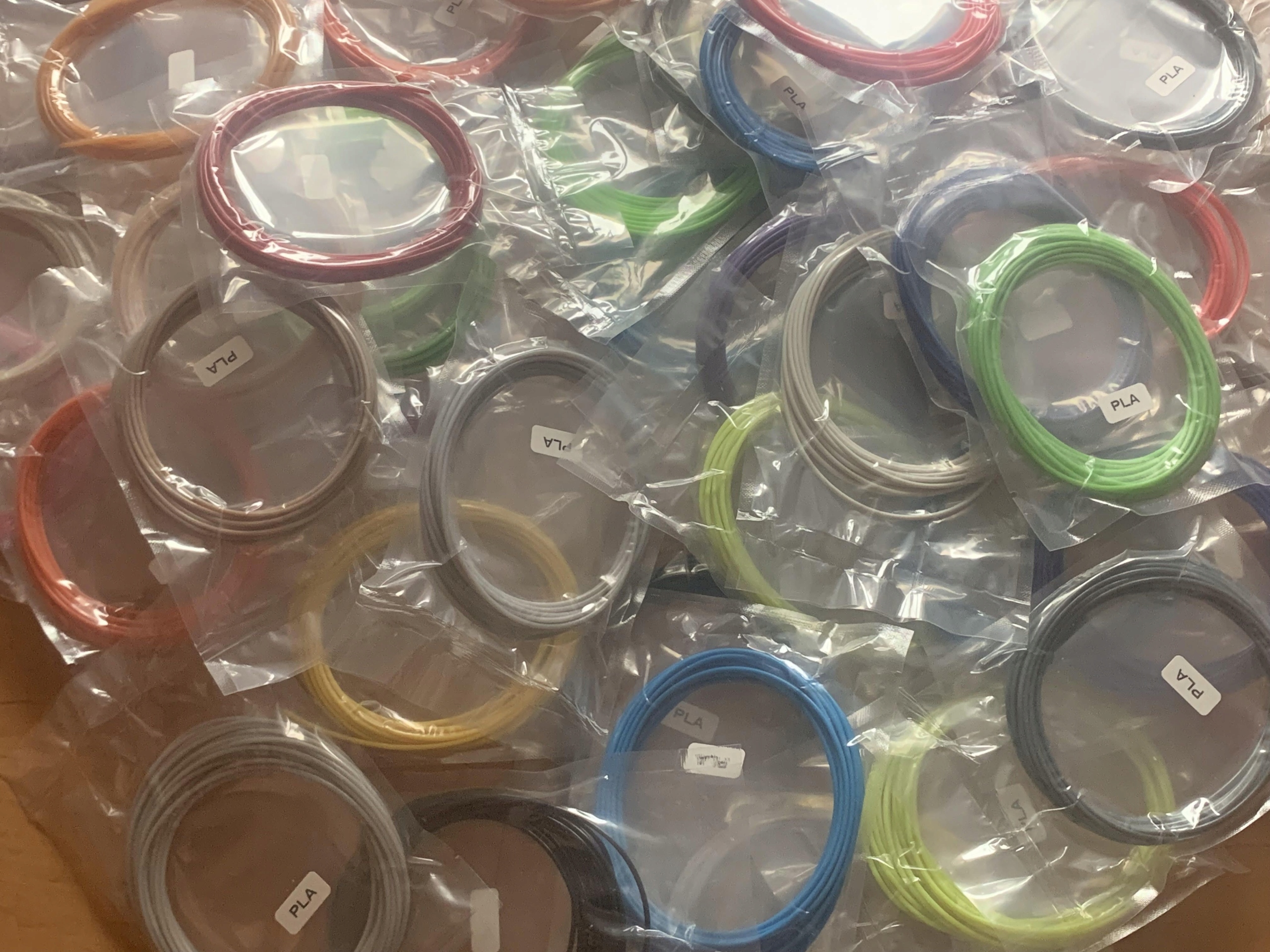 Filament null PLA  Tęczowy (RAINBOW)